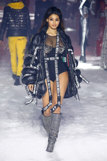 Philipp Plein Fall 2018 Ready-to-Wear Филипп Плейн осень зима 2018 коллекция неделя моды в Нью Йорке Mainstyles